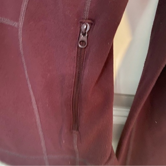 Lululemon Maroon/Purple Jacket (no tag) Measured Sz 6 - Picture 5 of 5